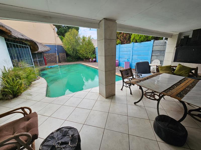 5 Bedroom Property for Sale in Wilkeville North West